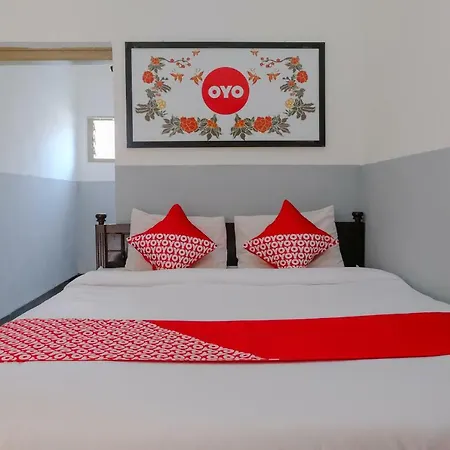 Oyo 1028 Garuda Residence-3